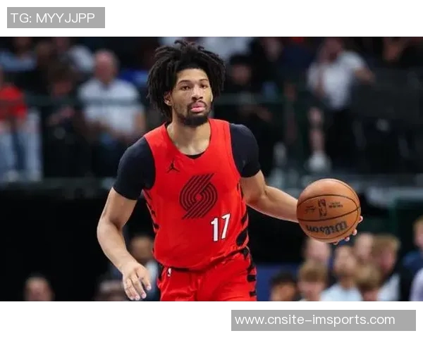 杨瀚森能否逆转局势开拓者三节领先雄鹿21分面临挑战